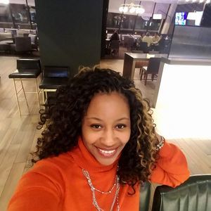 Meet your Posher, Angela